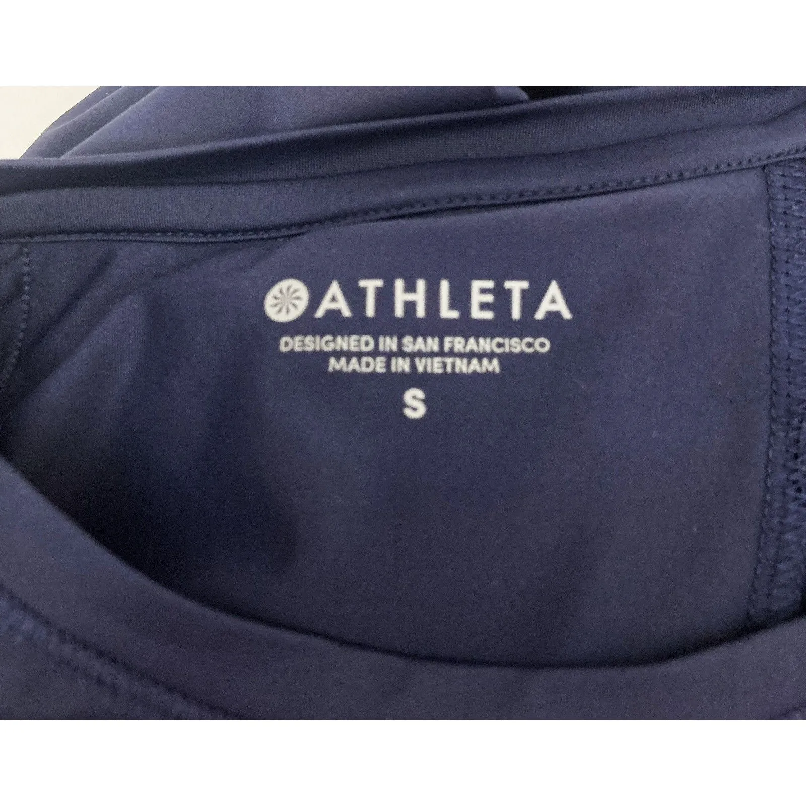 Athleta Sunlover UPF Tulip Back Navy Top S | Thumbholes • Outdoor Activewear - Image 13
