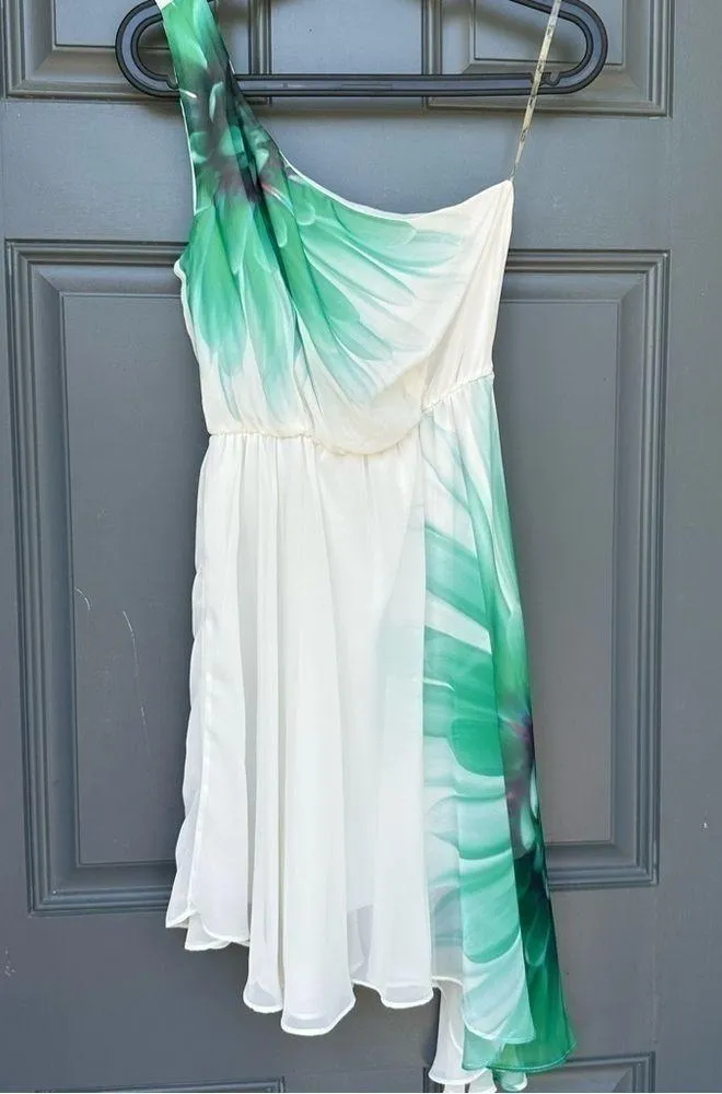 White with green flowers one shoulder asymmetrical cocktail dress xs/s - Image 5