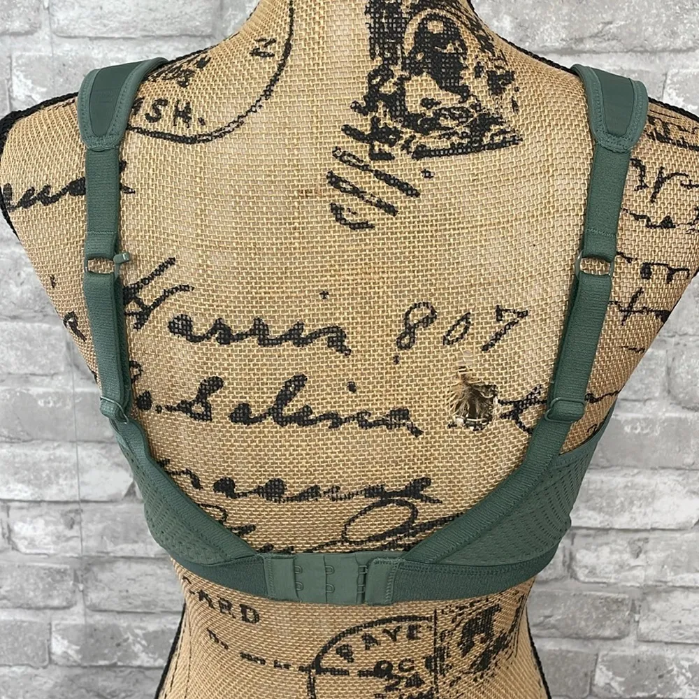 Sweaty Betty Sports Bra - Image 5