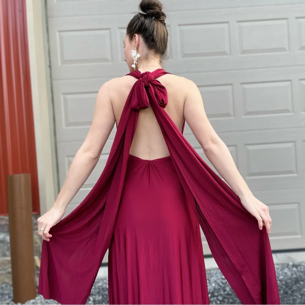 Lulu’s Red Stretch Jersey Plunge Halter Dramatic Glam Formal Maxi Dress Gown M - Image 4