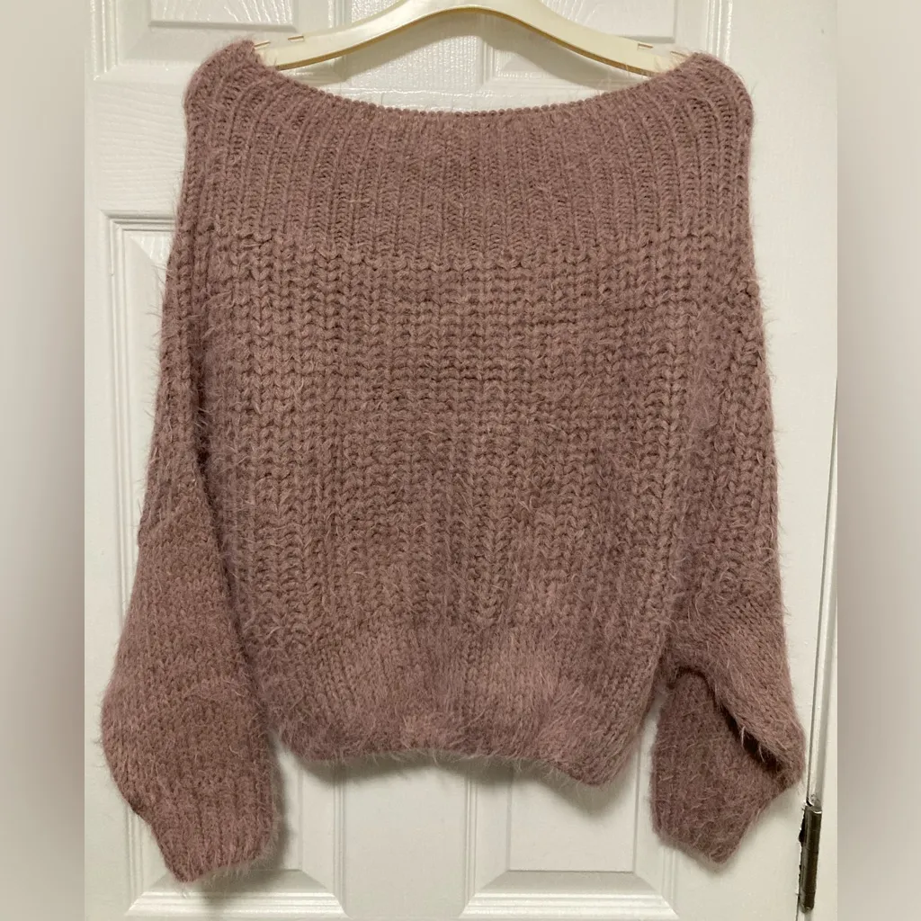 Lulu’s Feeling It Mauve Pink Soft Eyelash Off Shoulder Sweater Size undefined - Image 3