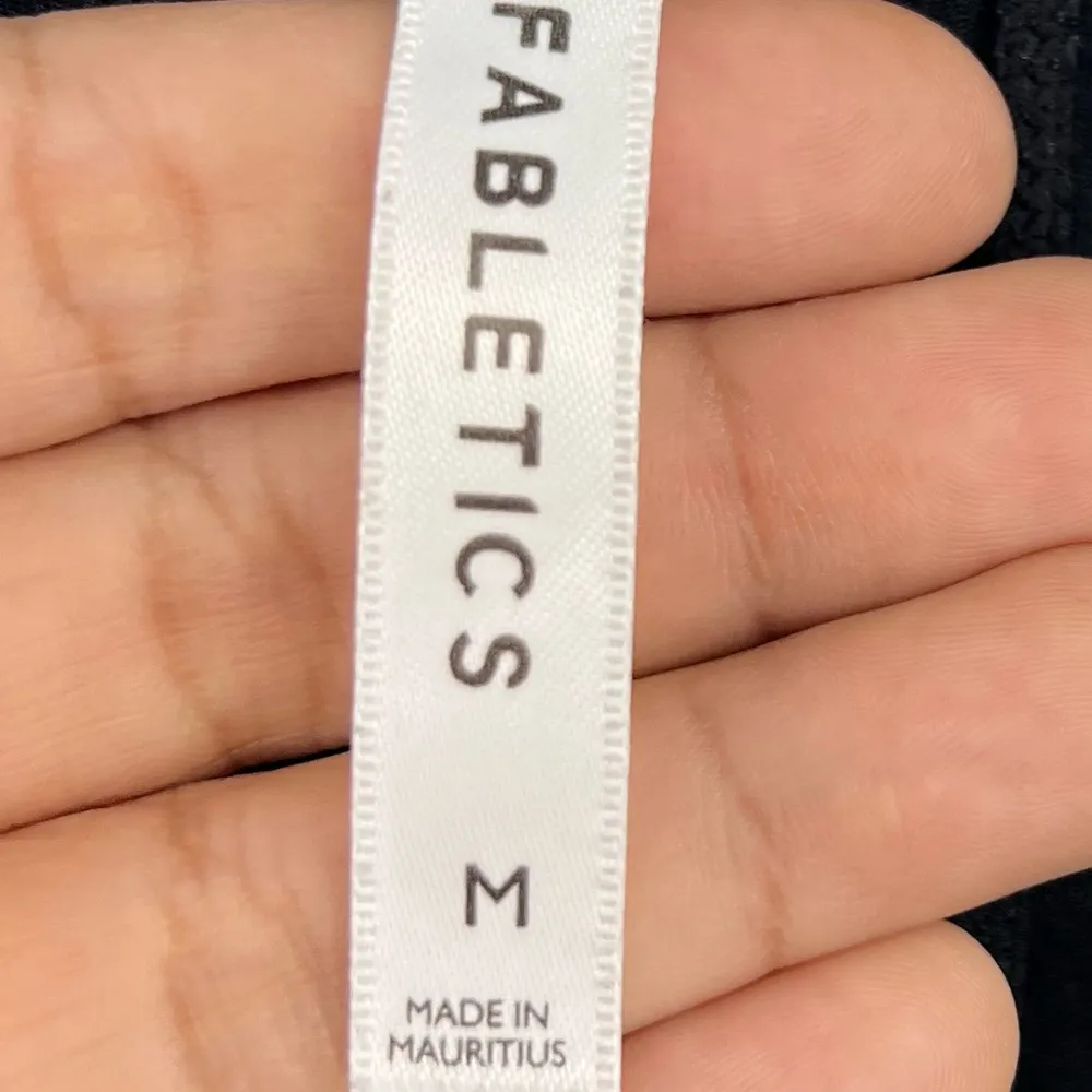 Fabletics Ziva Half Zip Pullover Windbreaker Jacket Black Sz Medium. - Image 6