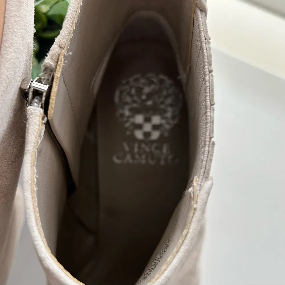 Vince Camuto Tan Suede Ankle Boots Sz 8 - Image 6