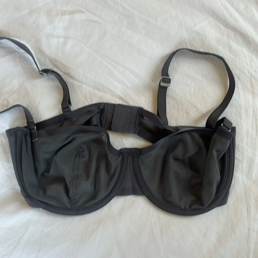 CUUP Balconette mesh bra. Size 32E - Image 3