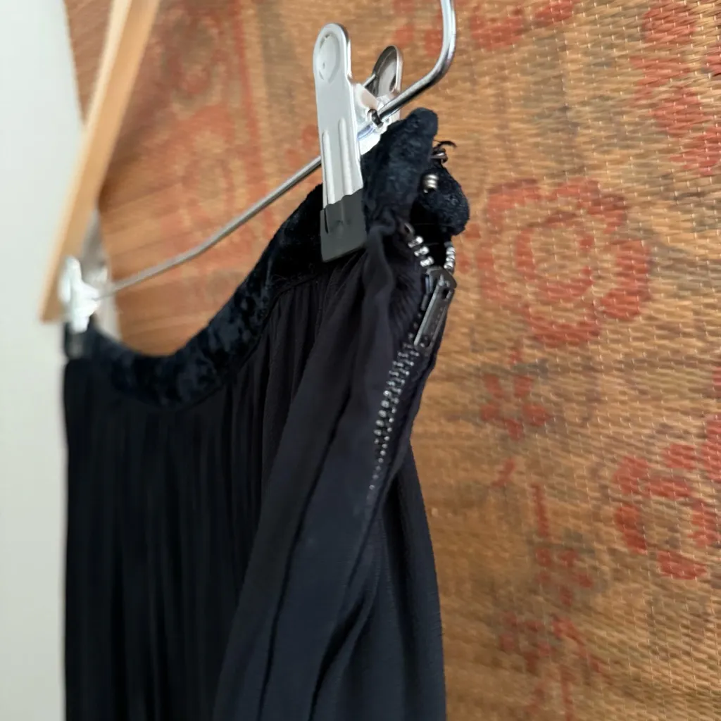 1950s Silk Chiffon Black Twirly Skirt - Image 4