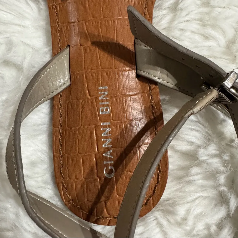 Gianni Bini  Strappy Tan Sandals Size 7 - Image 3