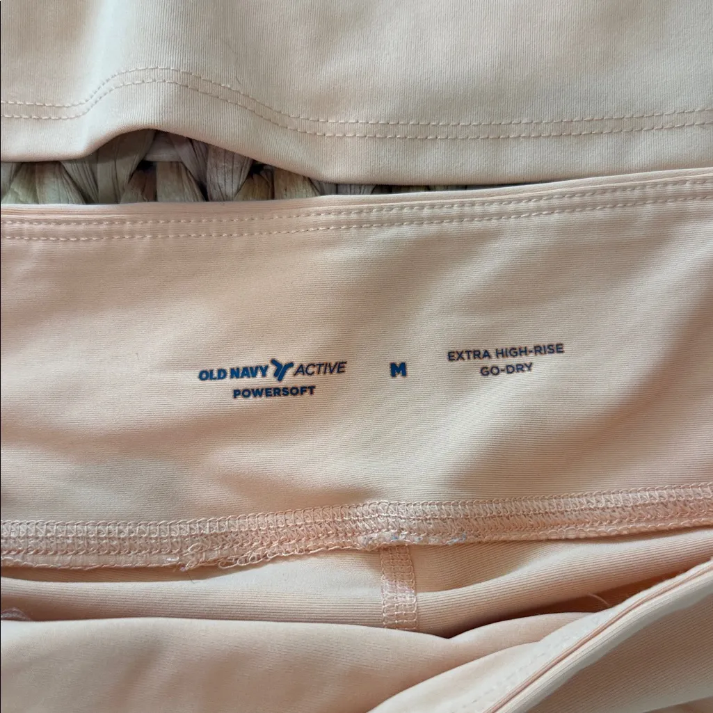 Old Navy Active Peach Set with White Accents - Image 2