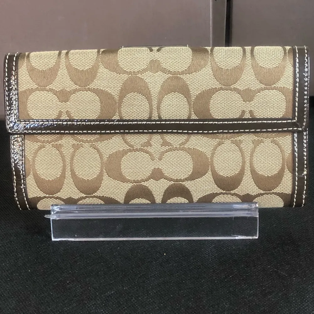 COACH Brown Monogram Silver Twist Lock Bifold Wallet with Contrasting Stitch - Image 15