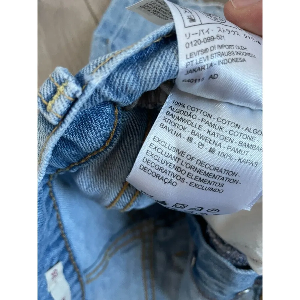 Levi's Premium Denim 100% Cotton Wedgie Shorts Snooze You Loose Distressed 26 - Image 7