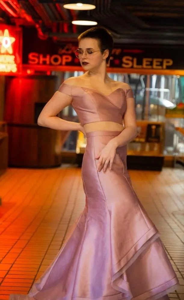 Pink Mermaid two-piece dress size small by - Image 2