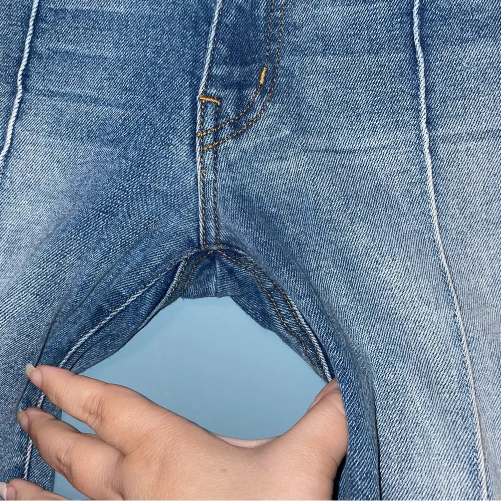 Revice Star Back High Rise Seamed Slim Jeans Size 25 - Image 7