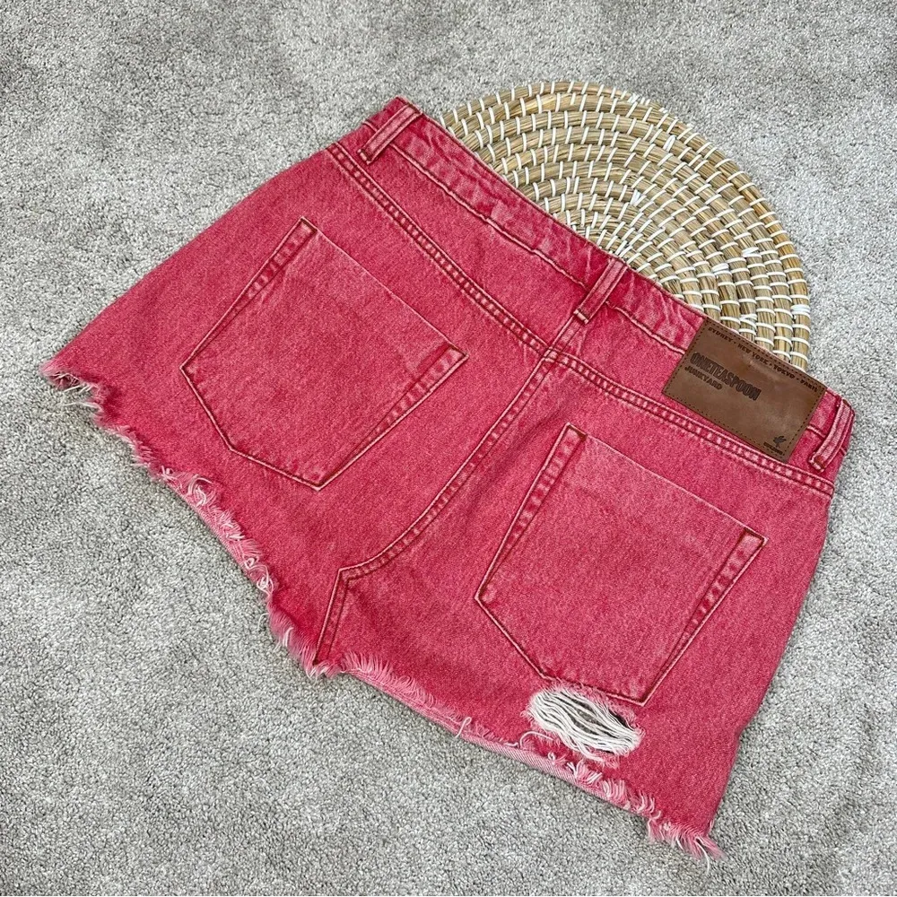 One Teaspoon Junkyard Relaxed Mini Denim Skirt Distressed in Organic Red Size 28 - Image 6