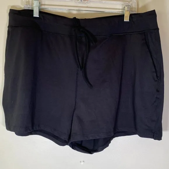 NWOT Black 32 Degrees COOL Shorts w/ Pockets - Image 1