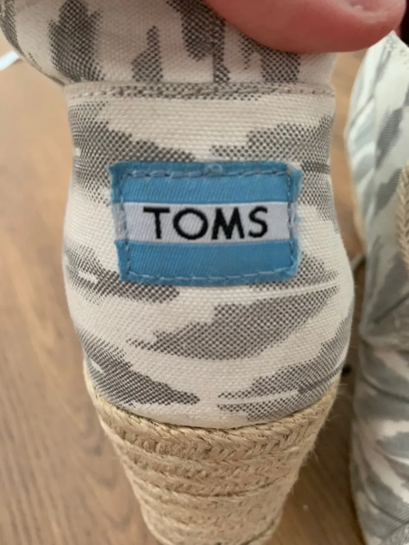 Toms Heels - Image 4