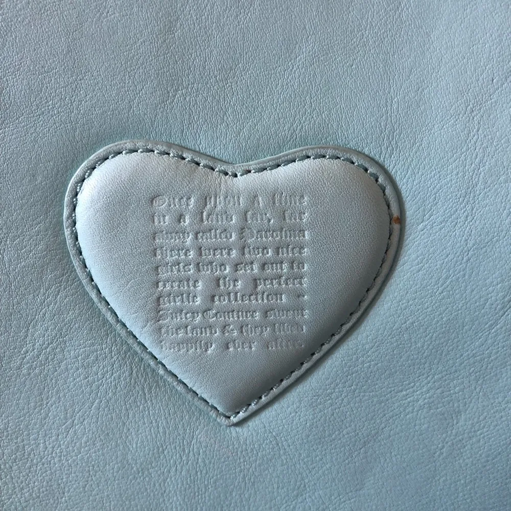 Vintage Y2K Juicy Couture Train Case Cosmetic Bag Travel Purse Round Tiffany VTG - Image 3