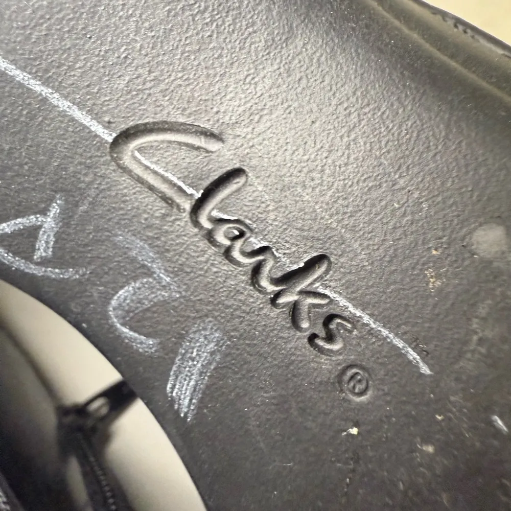 Clarks Channing Essa Clogs Slip On Black Leather Size 6.5 - Image 10