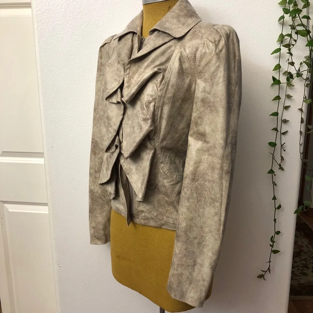 I•N•C INTERNATIONAL CONCEPTS  Ruffled Jacket - Image 6