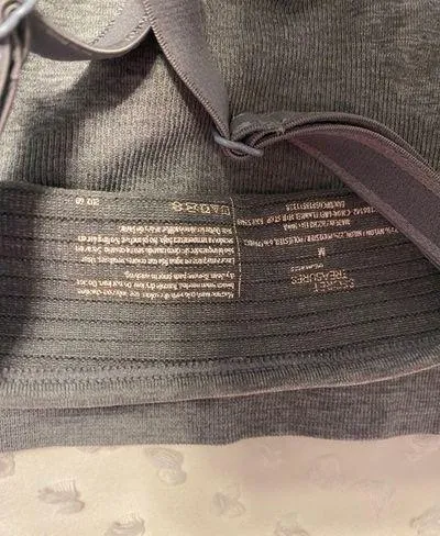 Seamless Sports Bra - Image 3