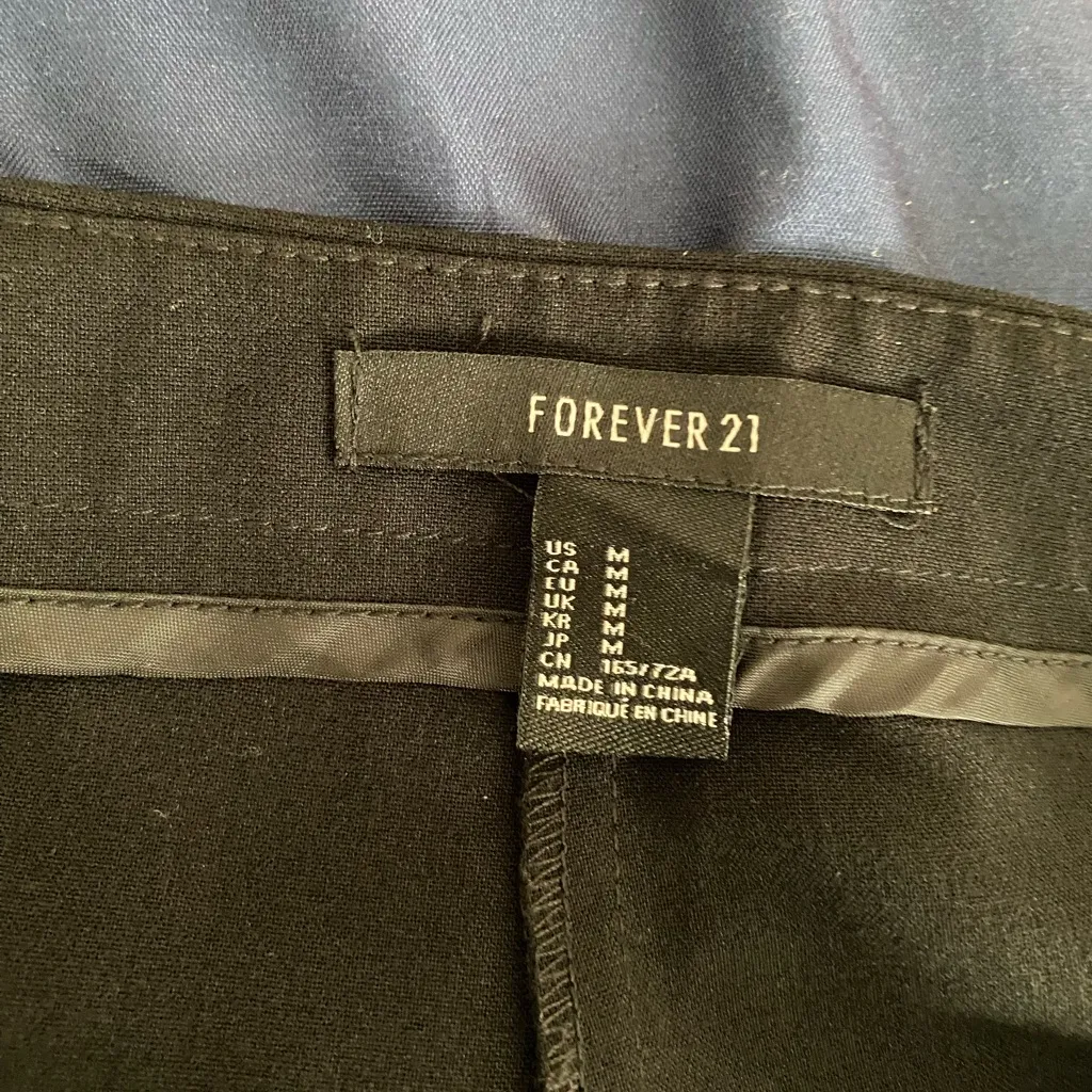 Forever 21 Black High Waist Shorts with Gold Zipper Detail - Image 5