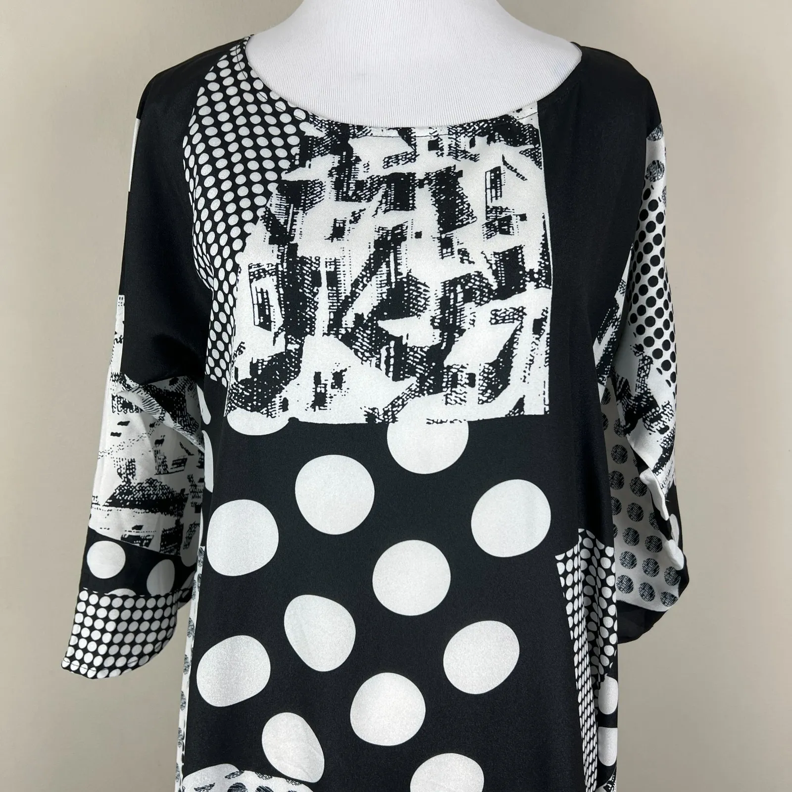 Caara Krefeld Midi Dress Small Scarf Print Asymmetric Artsy Lagenlook Oversized Black - Image 17