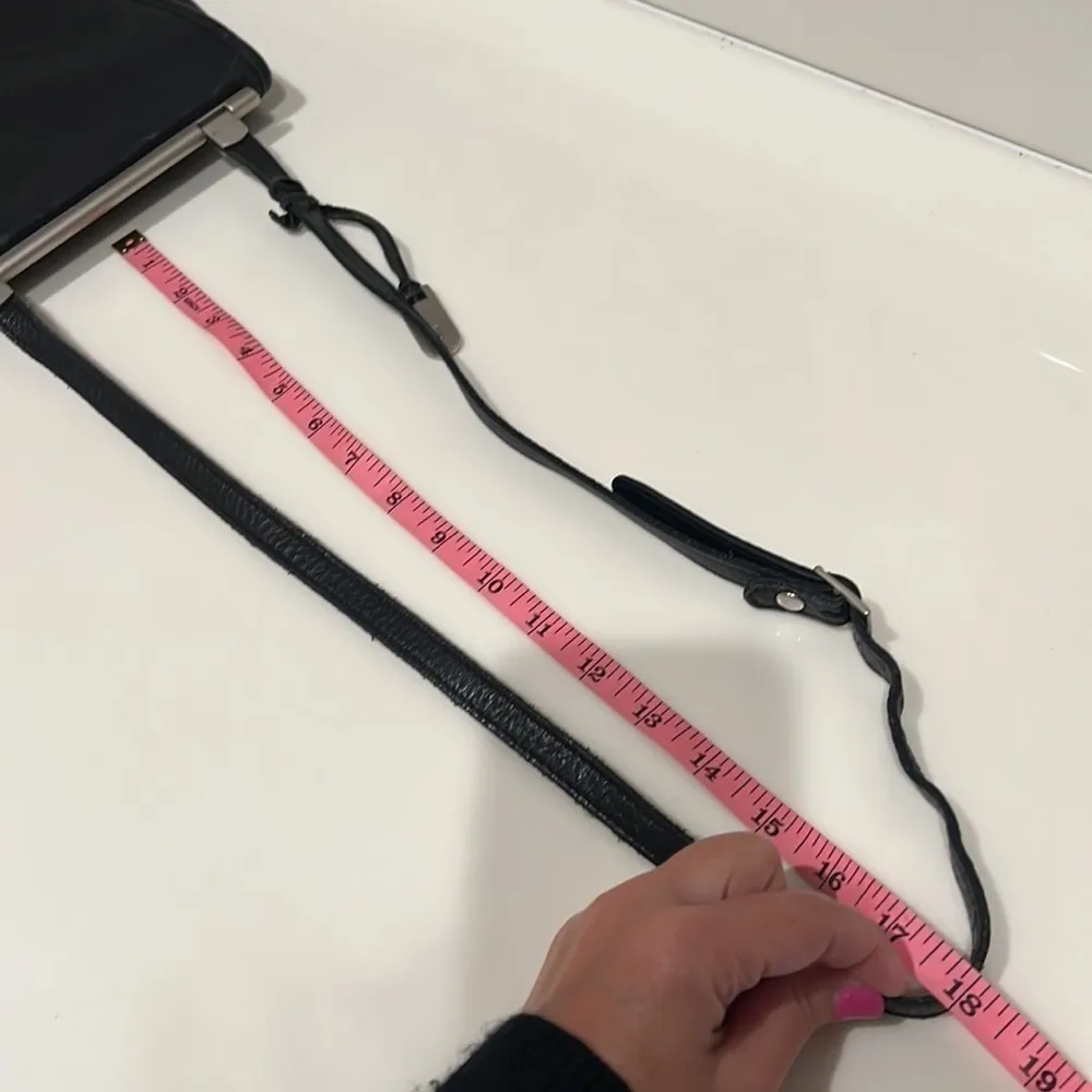 Hartmann vintage leather purse, black, toggle flap closure, EUC Black - Image 14