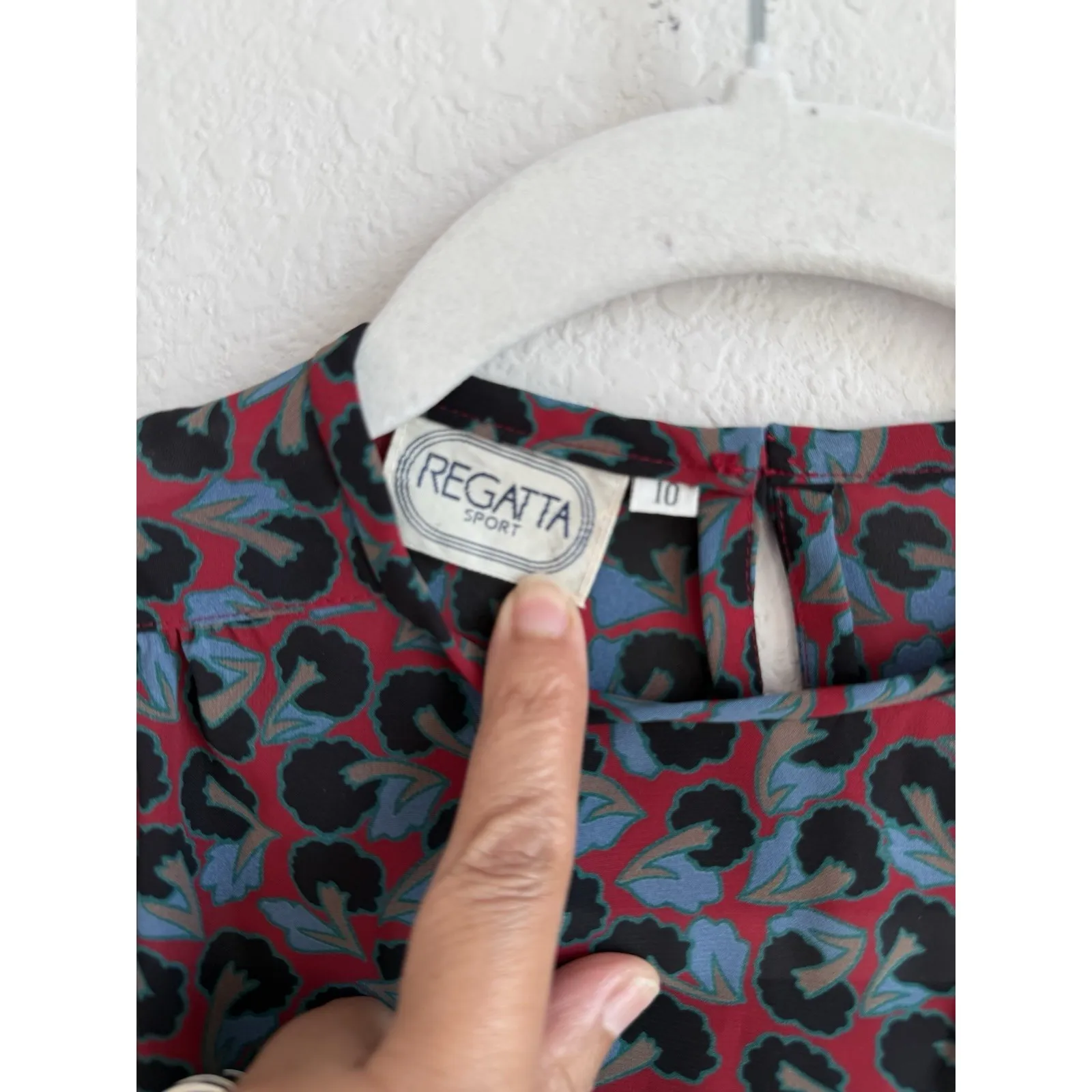 Vintage REGATTA SPORT Womens Long Sleeve Pullover Pattern Blouse Size 10 Cottage - Image 5