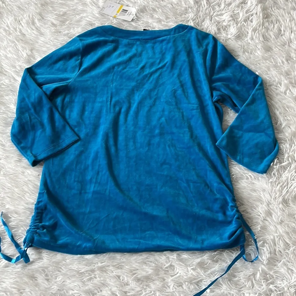 Erika Women’s V neck embellished Neckline long sleeve top size Medium New - Image 7