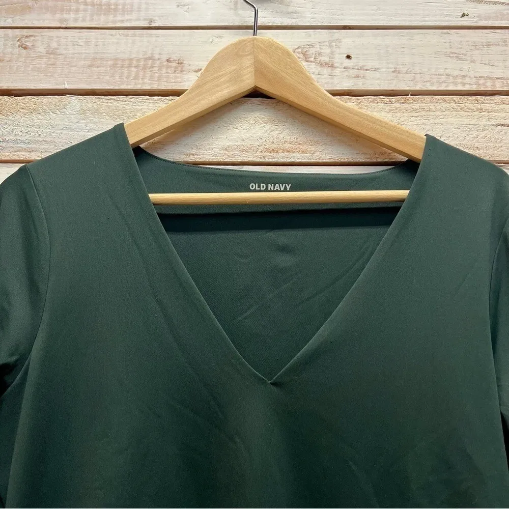 Vintage Old Navy Deep V-Neck Green Long Sleeve Stretch Top NWT Y2K Minimalist L - Image 3