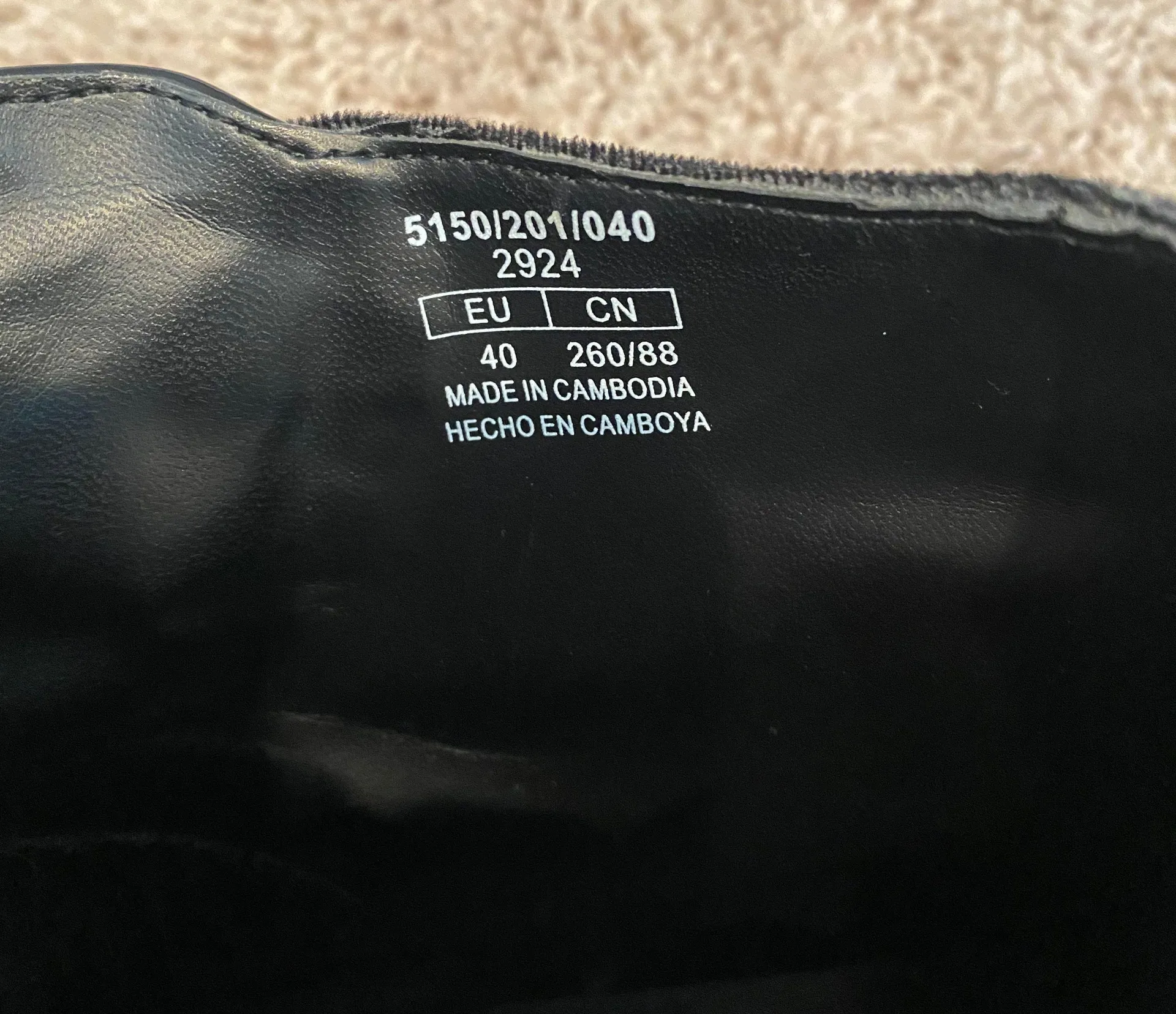 Black Sneakers - Image 6