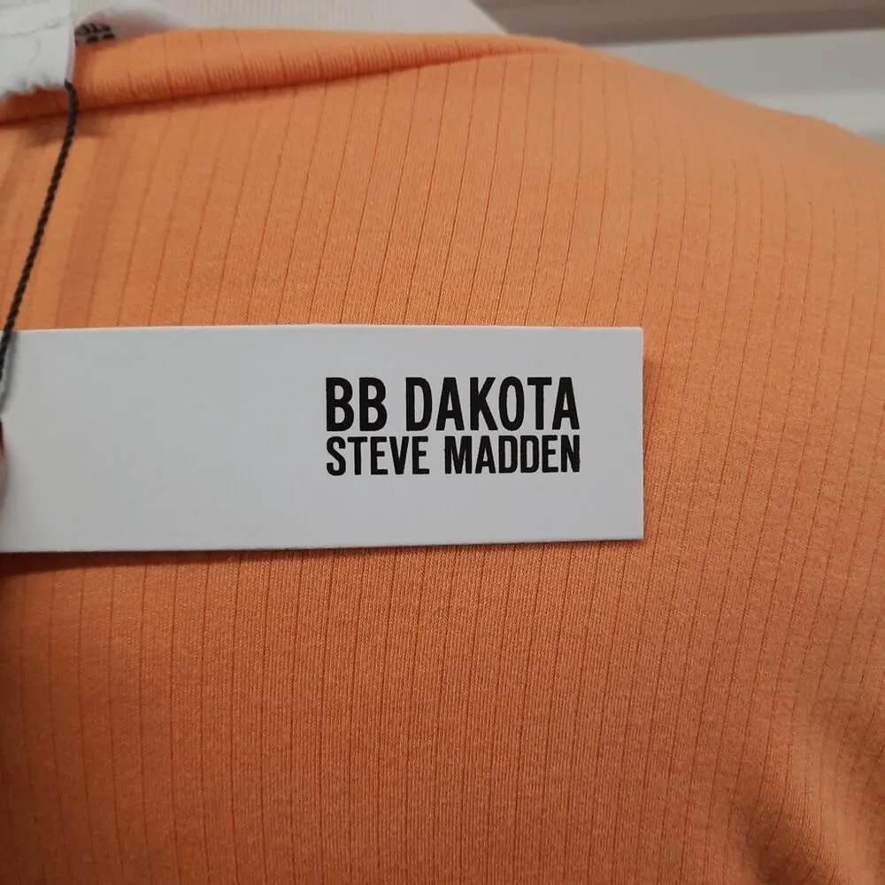 Steve Madden's BB Dakota Dress Women's Size Medium Orange Ruched Short Sleeve - Image 7