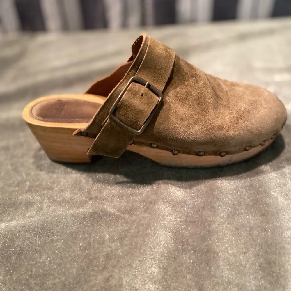 #510 BA&SH Suede Clogs - Image 4