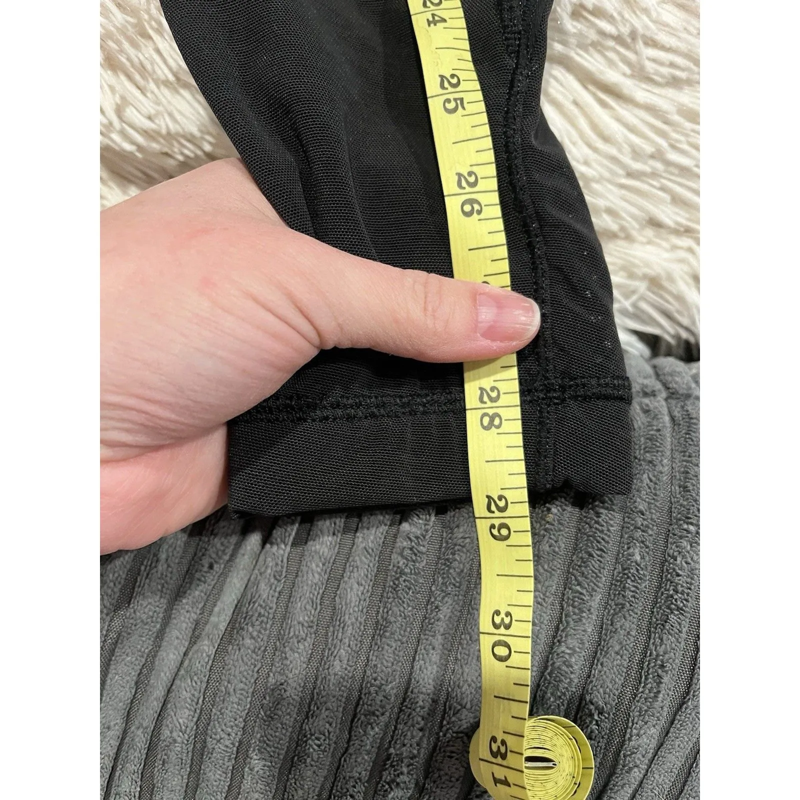Lululemon pants yoga stretch waist pocket black Size 20x29 See Pics For Size - Image 7