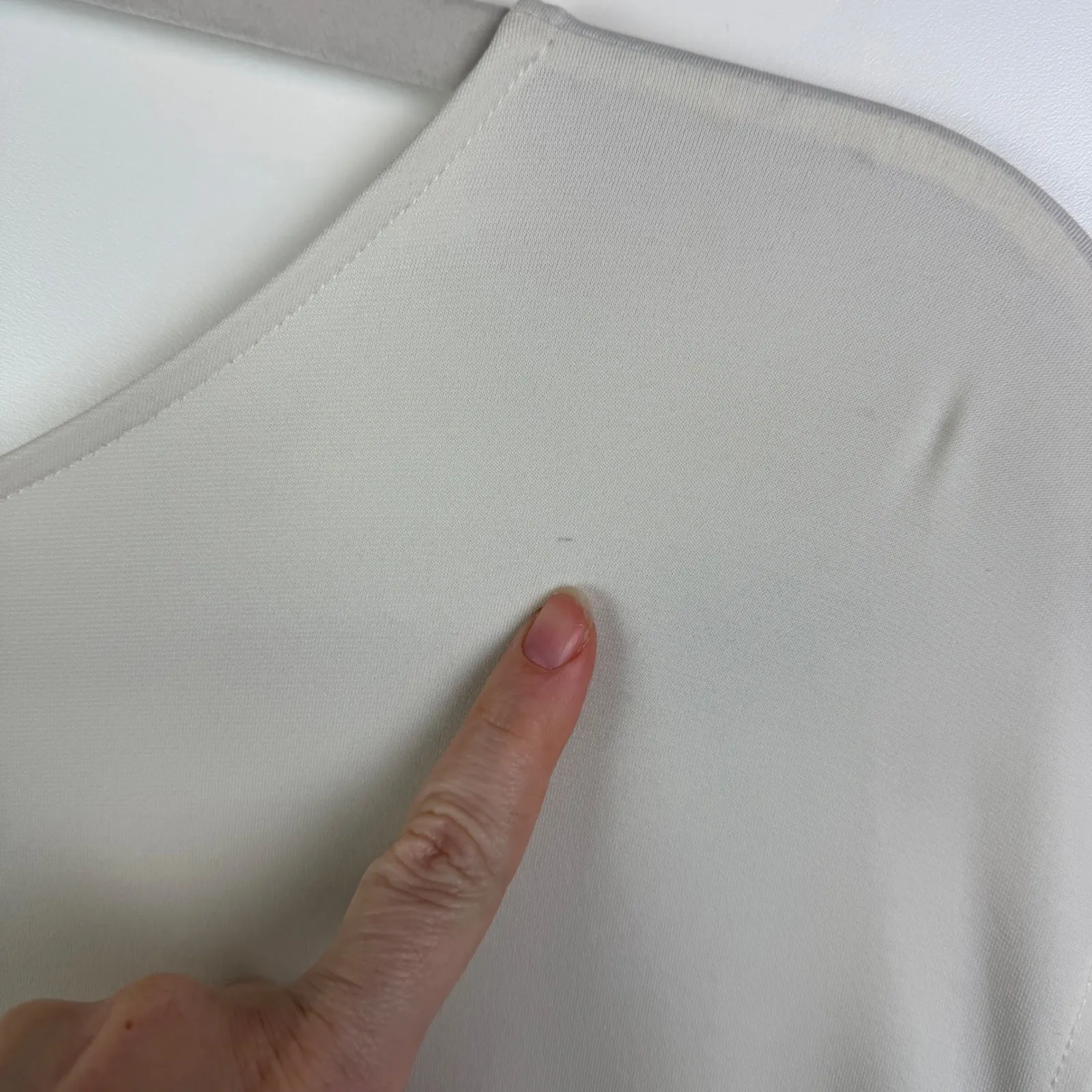 Woman Within Colorblock Tunic Top Size 38/40 Neutral Flowy Soft Stretch Nautical - Image 5