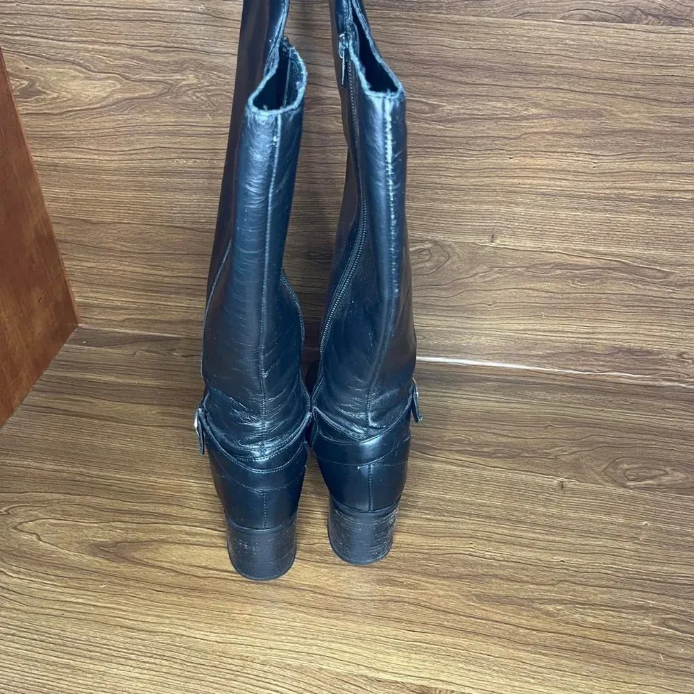 Tall black leather heeled boots
Colin Stuart Knee high
Women’s 6.5 - Image 4