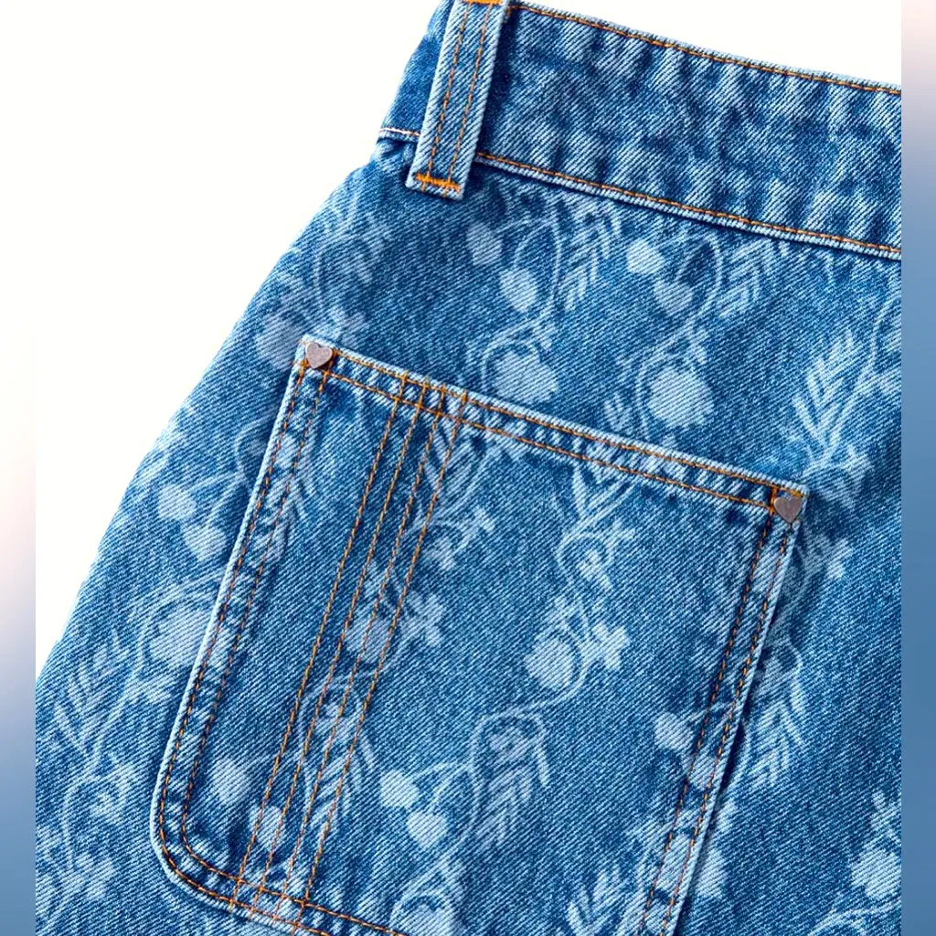 NWOT Nude project flower AOP laser jeans, loose fit, pocket detail, flower vines SM Black Size undefined - Image 6