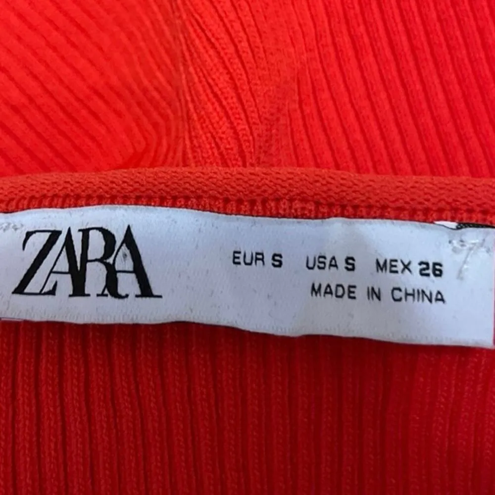 Zara Red Ribbed One Button Long Sleeve Stretch Knit Cardigan Sweater Crop Top S - Image 4