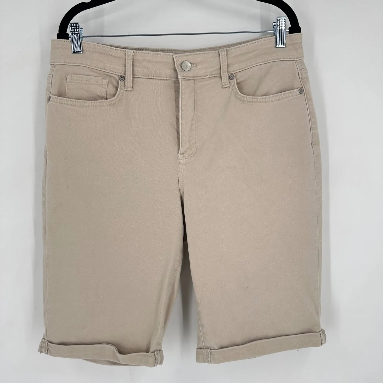 NYDJ Briella Straight Leg Lift Tuck‎ Technology Jeans Shorts 11" Beige Size 14 - Image 3