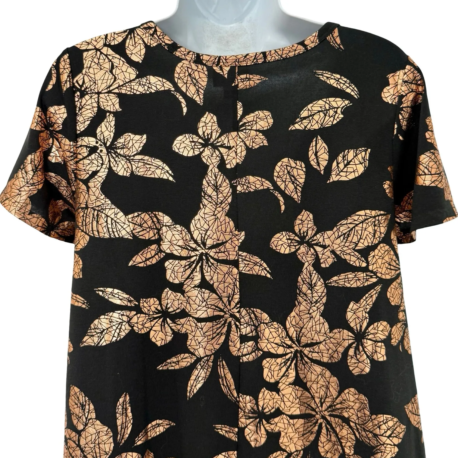Lularoe Carly Metallic Gold Foil Floral Black Shirt Short Sleeve Dress size XS - Image 10