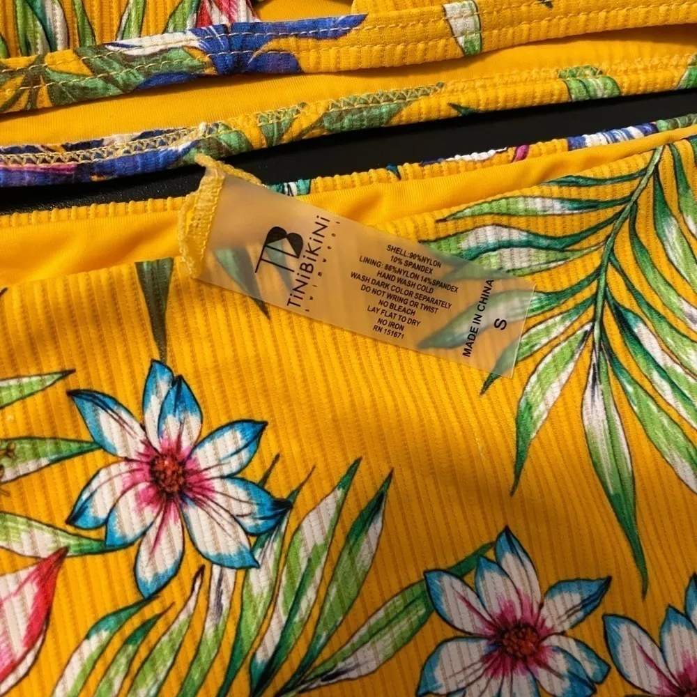  Bikini -> Tinibikini Bikini - Image 2