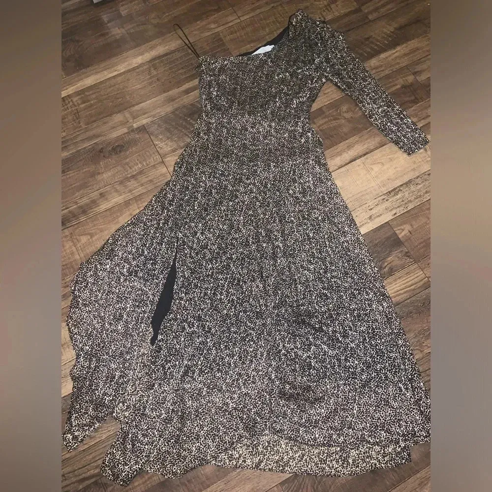 Wo sabel one shoulder animal print dress astr the label S 122$ revolve fall boho - Image 2