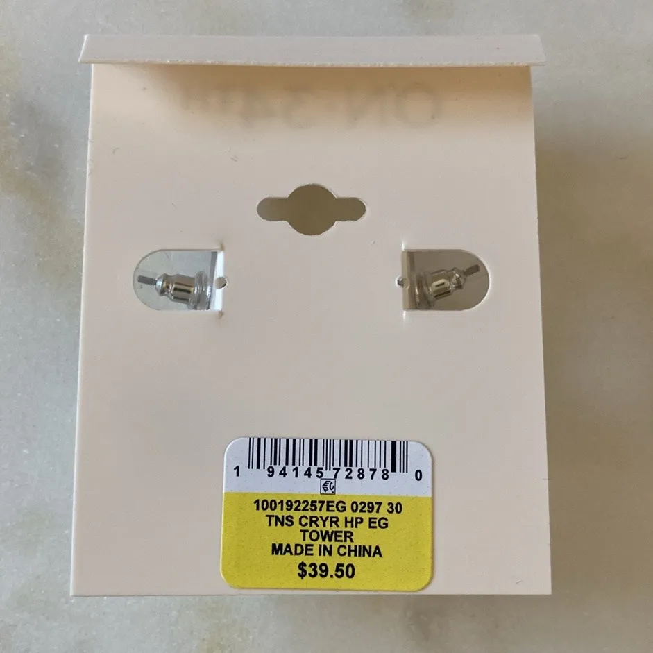 NWT On 34th
Gold - Image 5