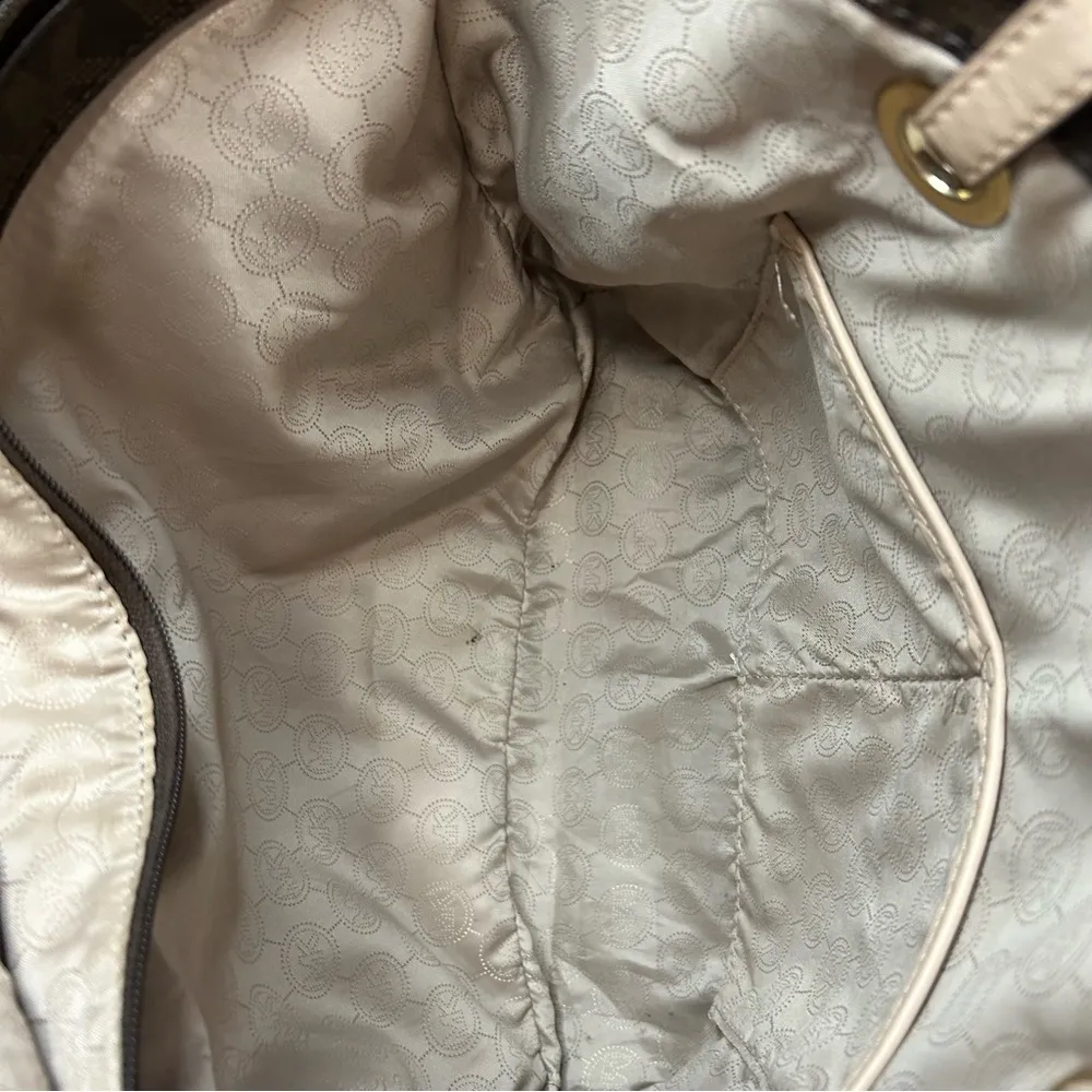 Michael Kors Jet Set Travel East West Signature Brown Tote Bag - Image 8