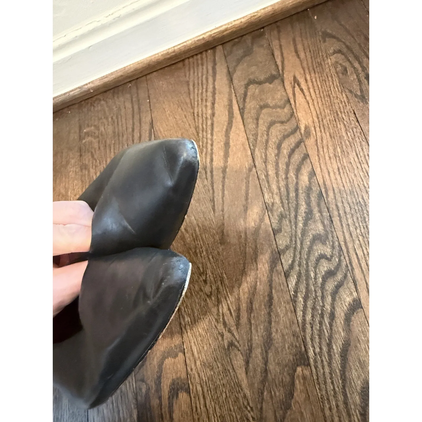 Vince Isabel Pointed Toe Black Women's Flat Slip-on Sz 9 Leather $330 - Image 14