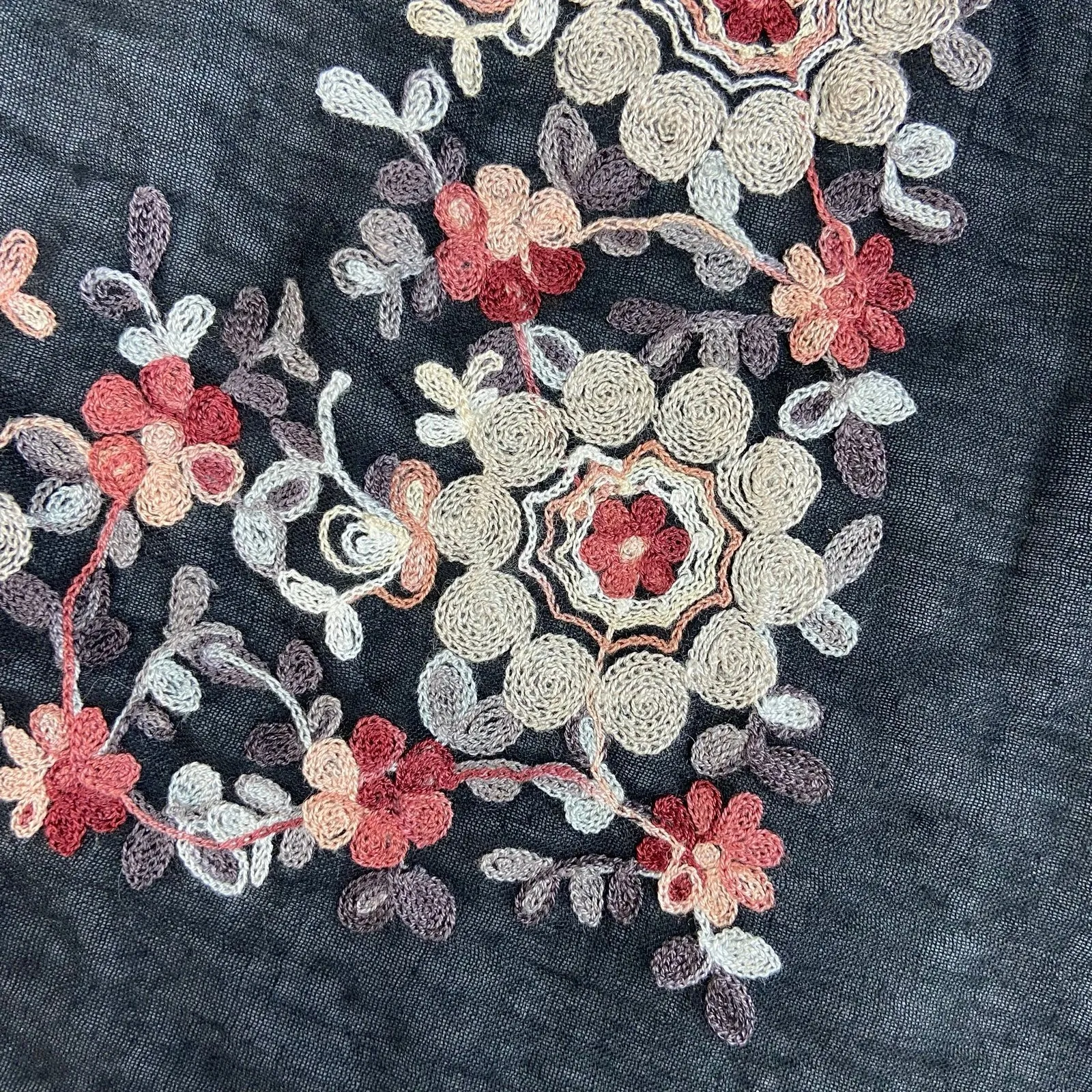 NEW Lauren Conrad women's black floral embroidered fringe lightweight wrap scarf - Image 6