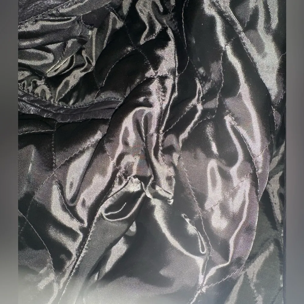 EMC Women’s Black Leather Vintage Jacket Size Medium - Image 6