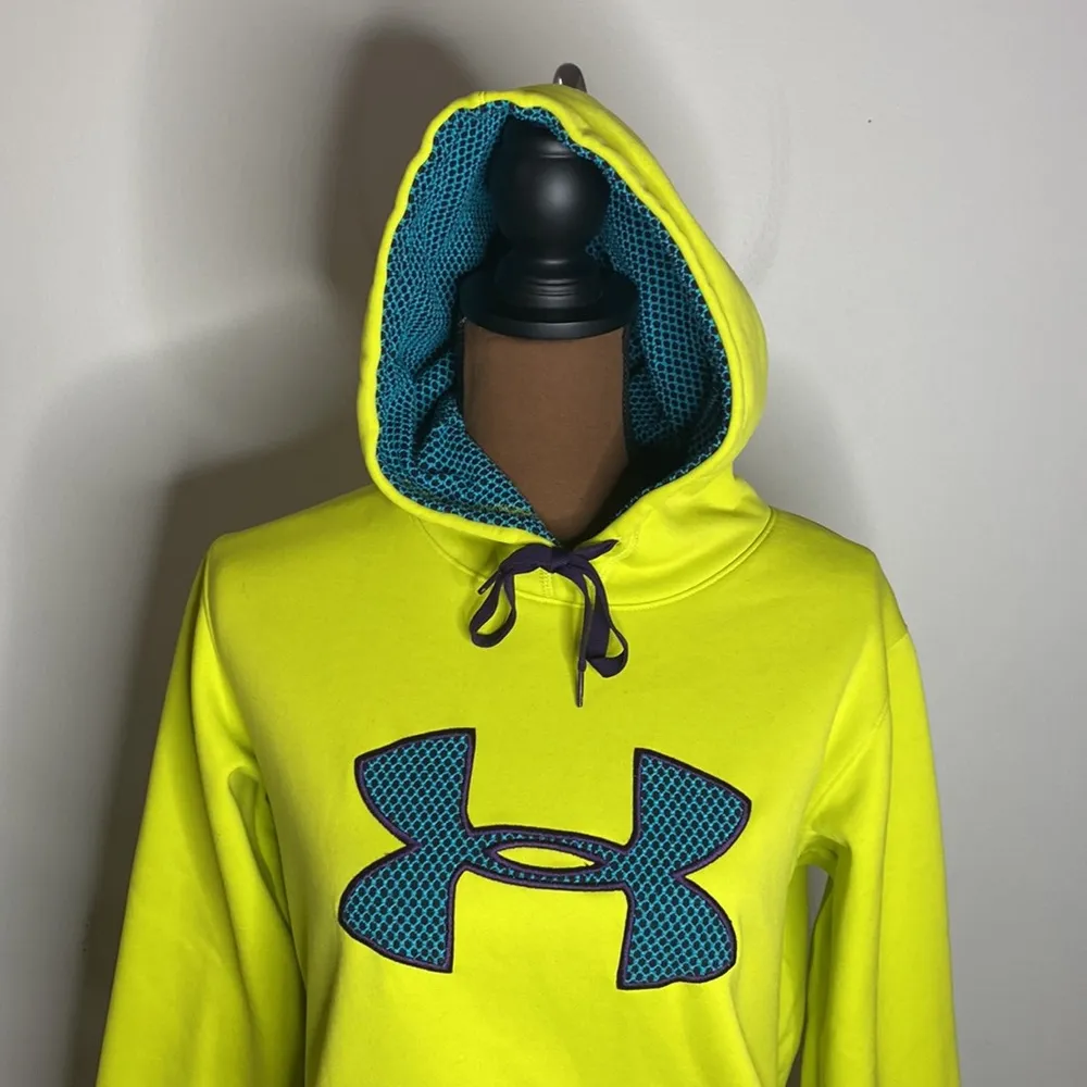 Under Armour Storm semifitted fleece lined hoodie with quilted textured logo S - Image 5