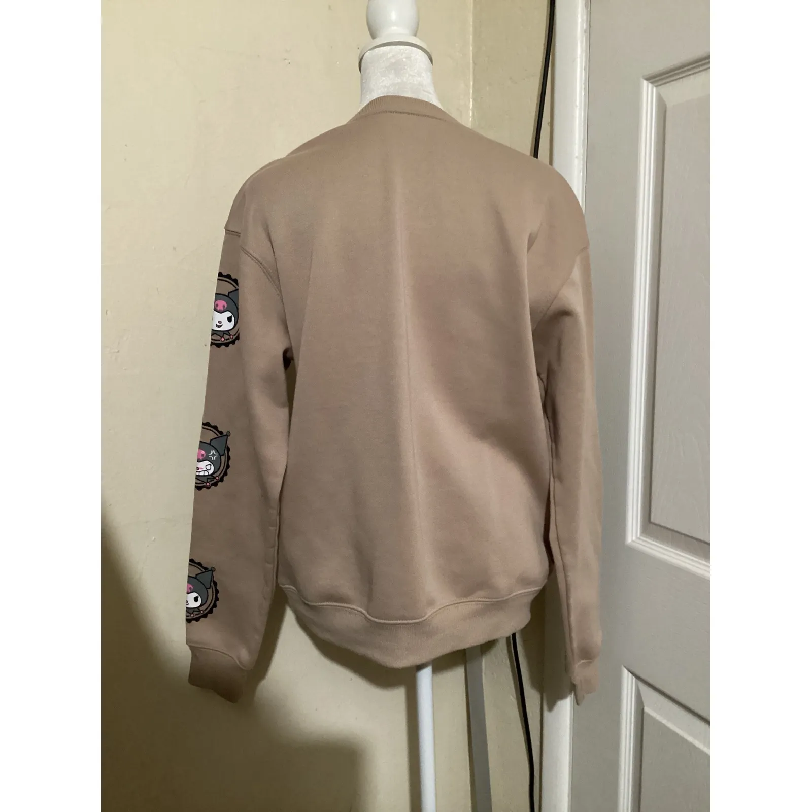 Kuromi Sanrio Crewneck Sweatshirt Tan Cartoon Character Graphic Top Women's M - Image 3