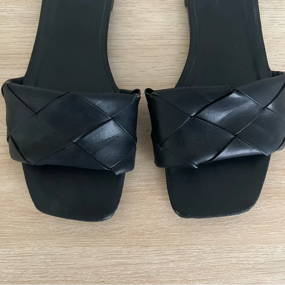 ASOS DESIGN Forty woven flat sandals in black Size 5.5 - Image 10