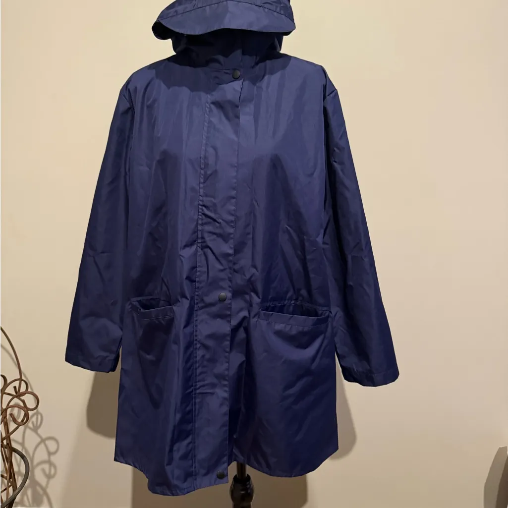 Shoshanna | Dark Blue Floral Rain jacket size medium - Image 9