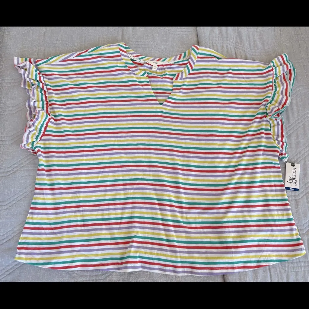 NWT - Striped Short Sleeve Top. - Image 6
